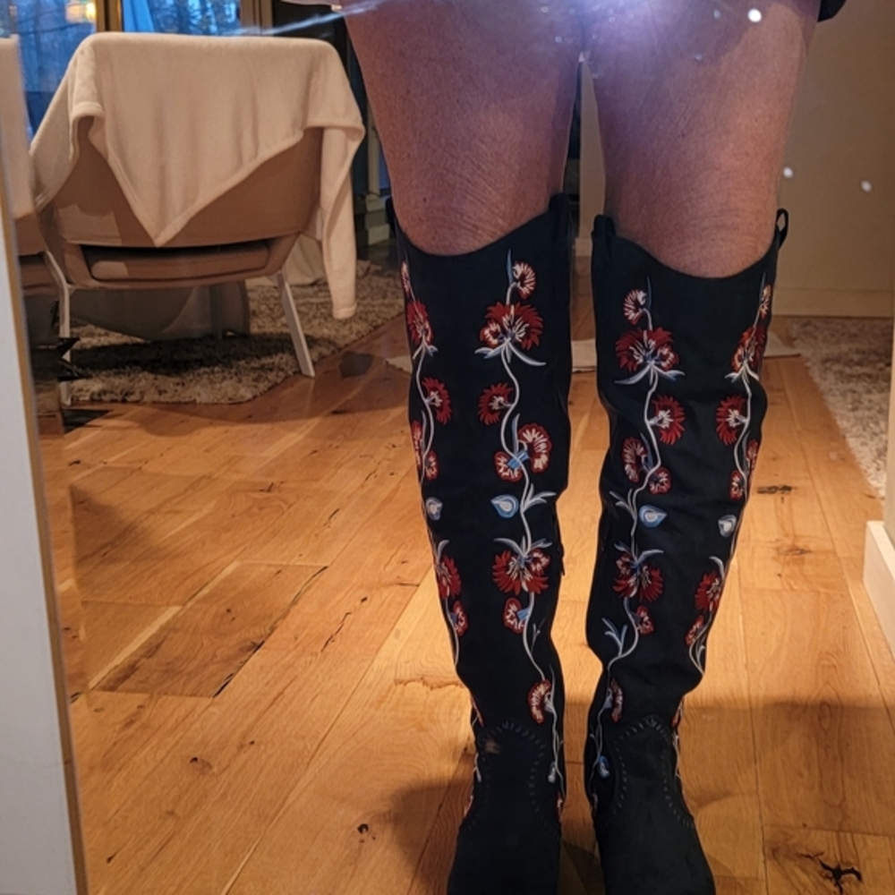 Carlos Santana Alexia over the knee boot 8.5